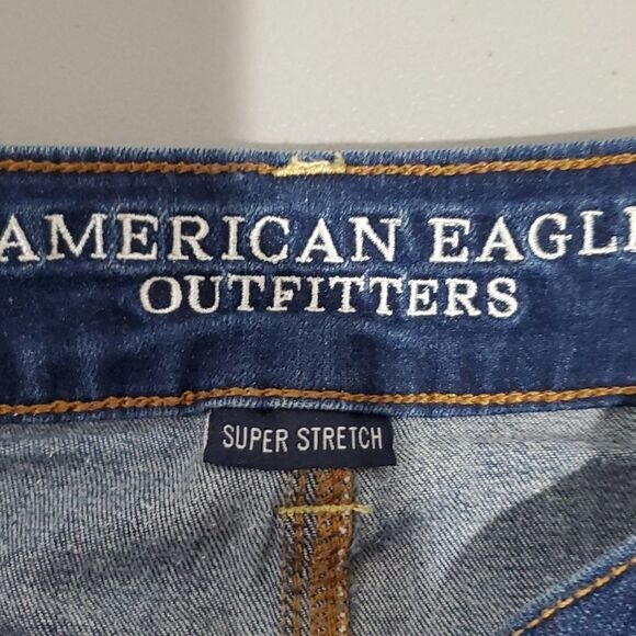 American Eagle super stretch size 0 high rise dark wash jean shorts - Picture 5 of 8
